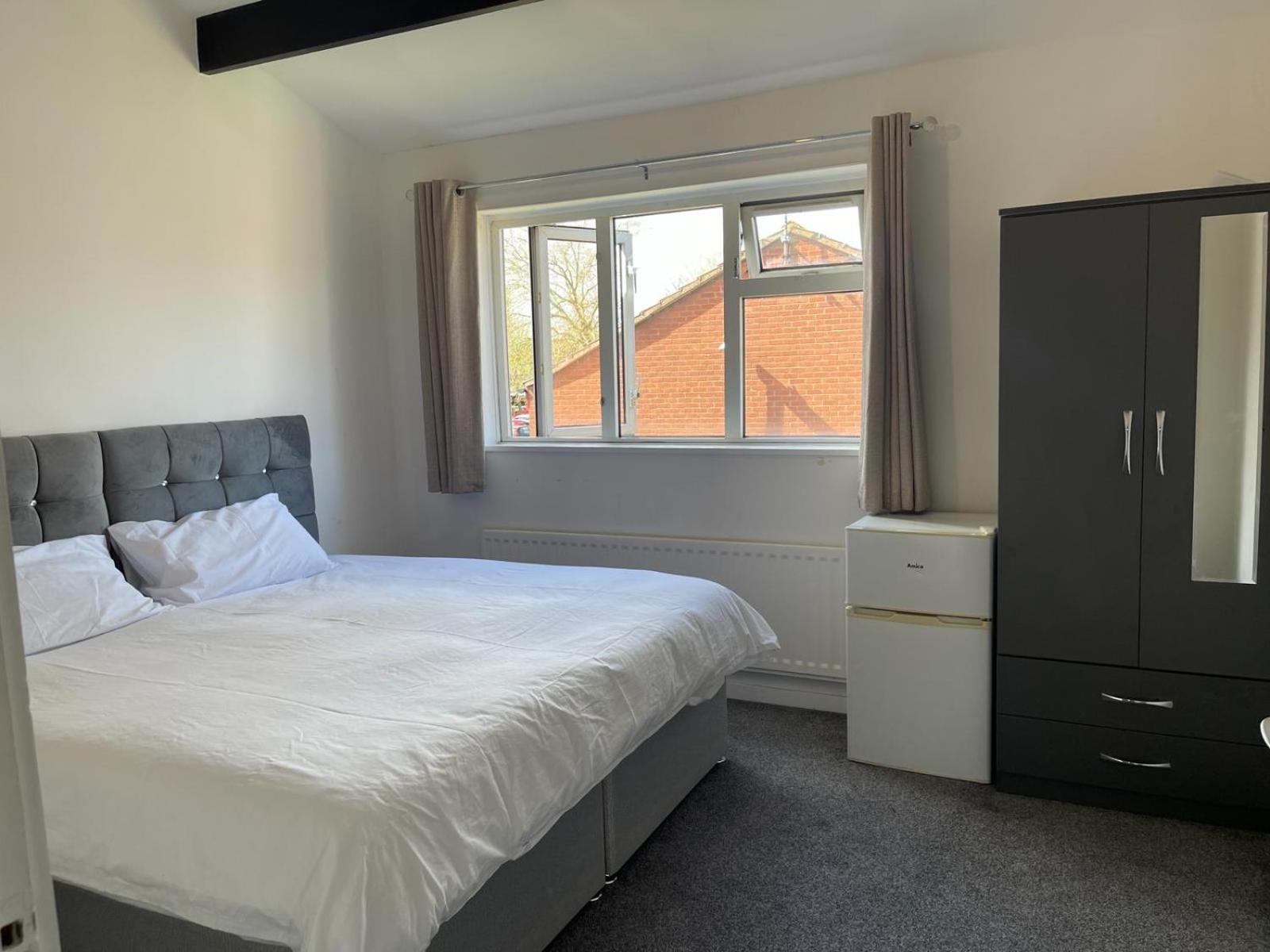 Homestays-Close To Coventry City And University I Free Parking I Wi-Fi Exterior photo