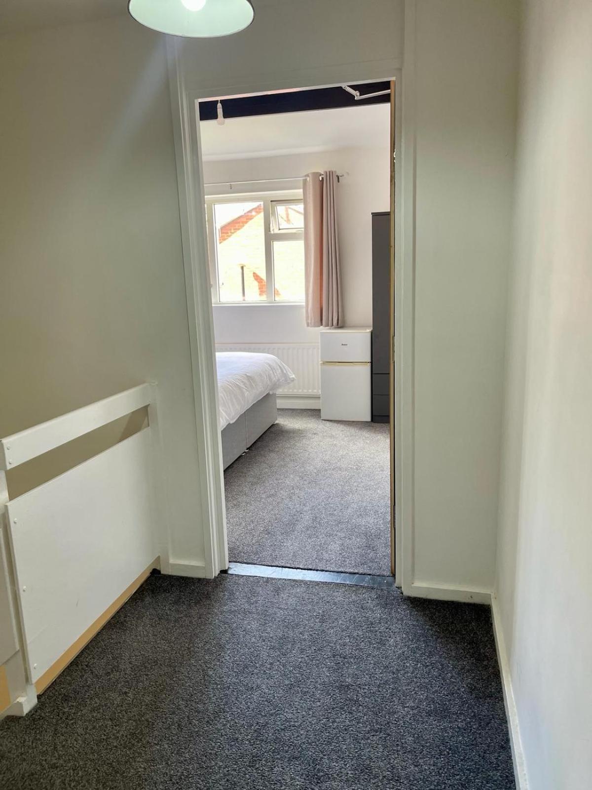 Homestays-Close To Coventry City And University I Free Parking I Wi-Fi Exterior photo