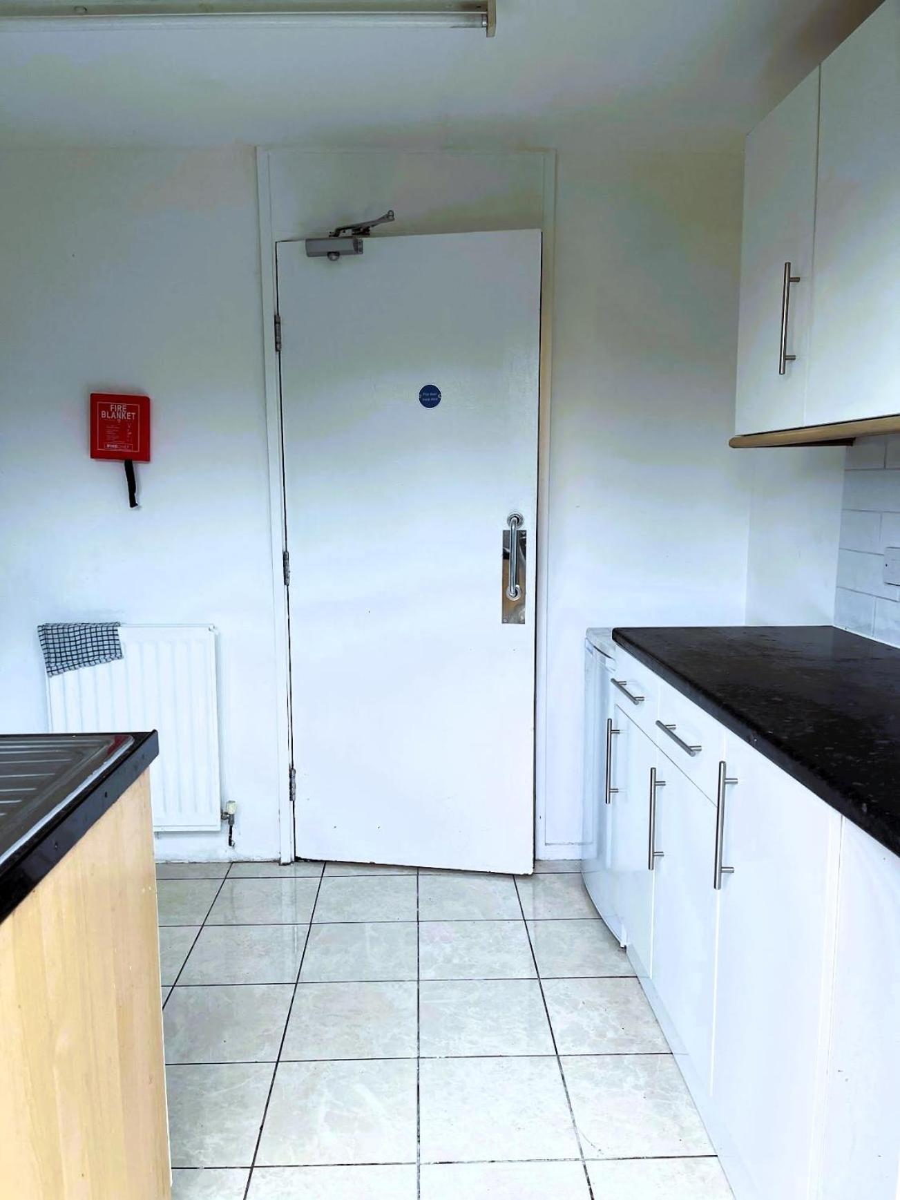 Homestays-Close To Coventry City And University I Free Parking I Wi-Fi Exterior photo